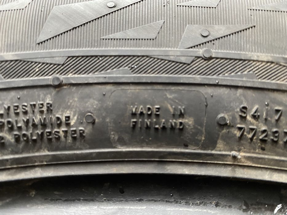 235/55/19 пара бу нокиан