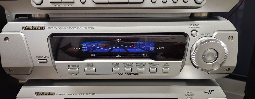 Sistem Technics cu DVD complet cu telecomandă și sateliți Surround