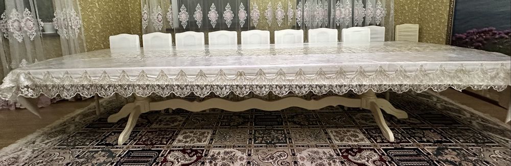 Стол гостевой, без стульев