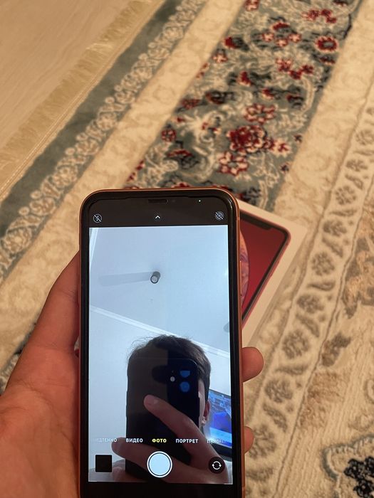 Айфон хр в хорошем состоянии продаю