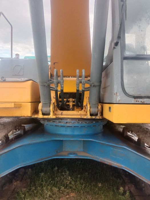 Экскаватор гусеничный