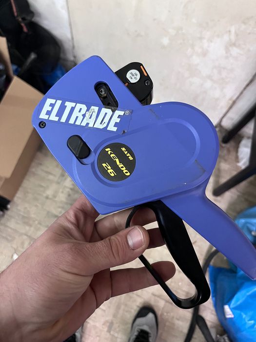 Етикетен Пистолет