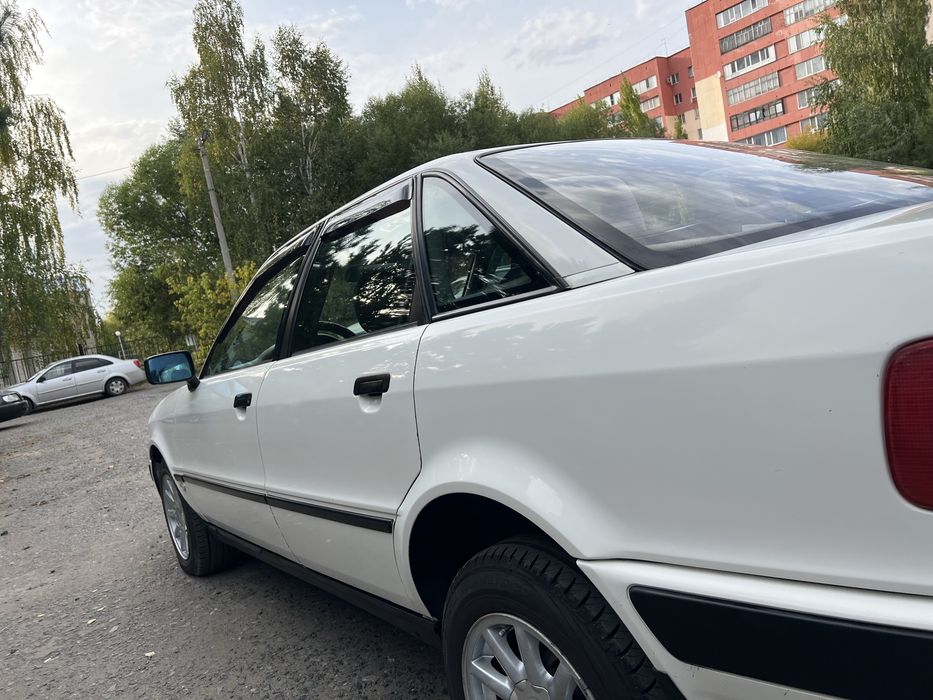 Продам Audi 80 B4