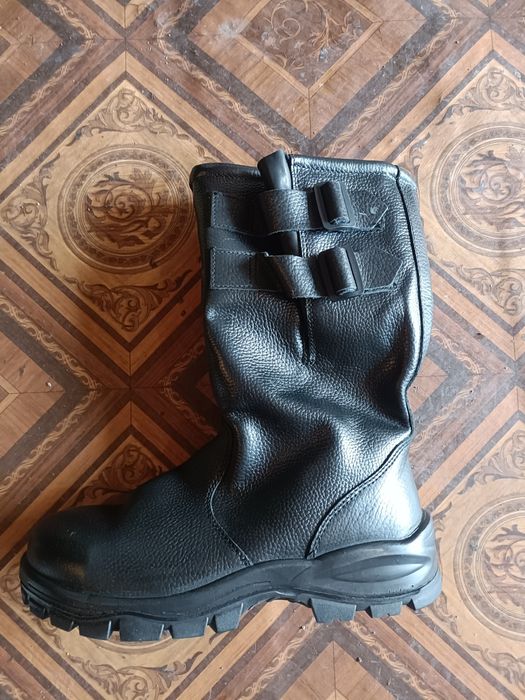 Спецобувь и спецодежда х/б