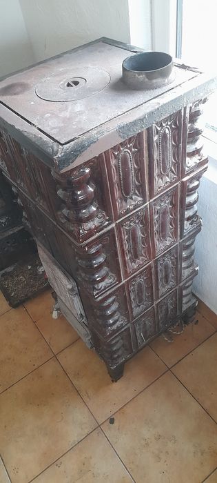 Vând sobă de Teracotă