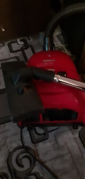 Продам  срочно пылесос