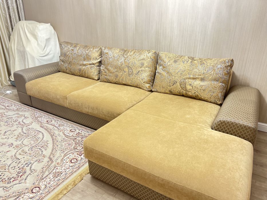 Мягкий уголок , срочная продажа