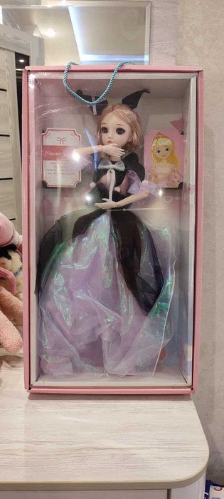 Продаётся большая шарнирная кукла