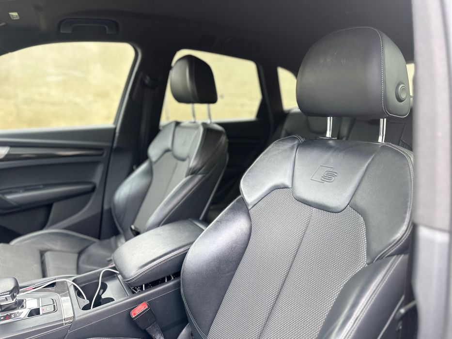 Audi Q5 S_Line 2020 24900€