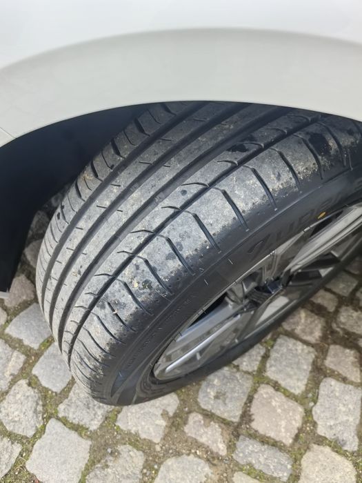 Peugeot 308 sw 2022Г.1.5HDI 131kc EAT8