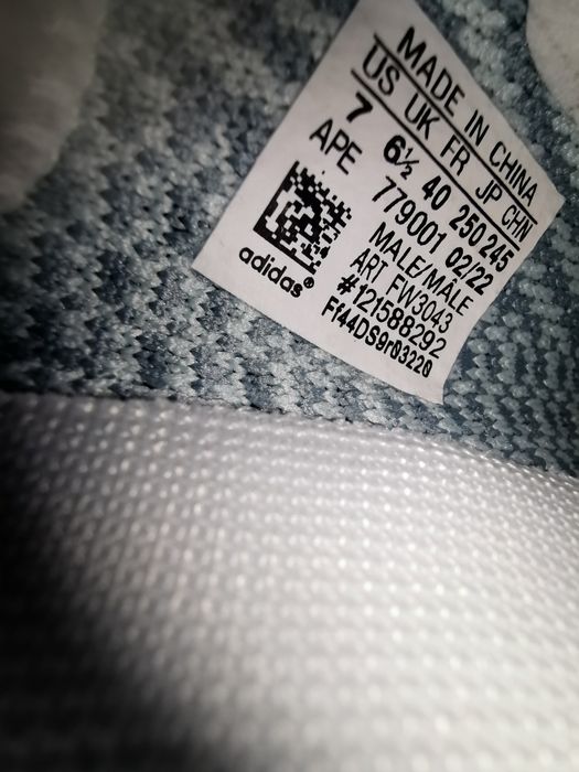 Yeezy 350 Boost Cloud White