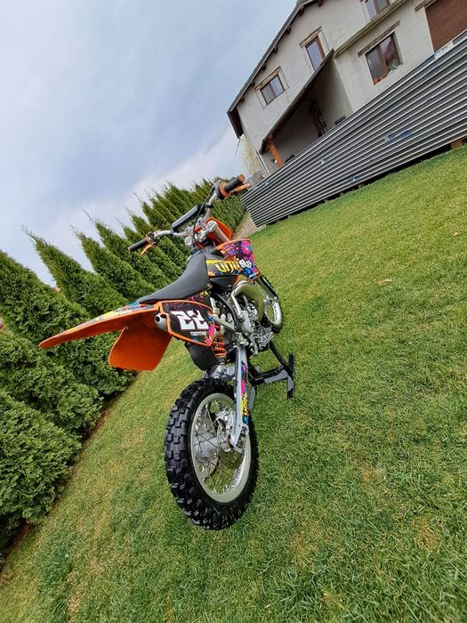 Yamaha yz250f  4t si ktm sx65 2t