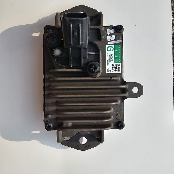 Радар за скорост ДИСТРОНИК Distronik сензор  88210-0A010 OEM