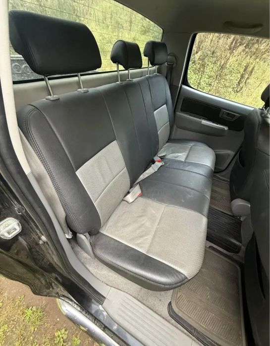 Interior piele Toyota Hilux 2006-2016 editie 200 de exemplare