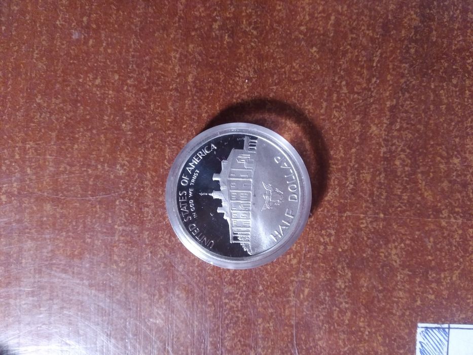 Коллекционный доллар