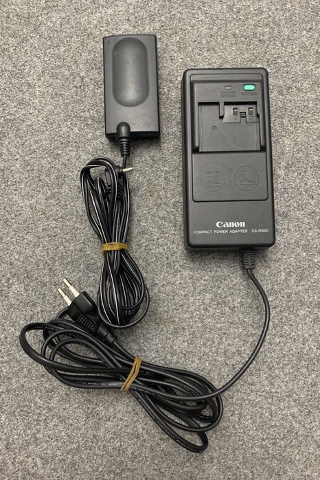 Продам видеокамеру " CANON" JAPON