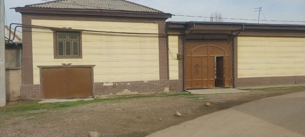 Hovli uy sotiladi 17 sotx