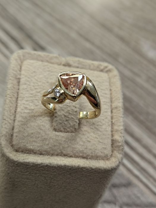 Златен пръстен 3.66гр / 14К