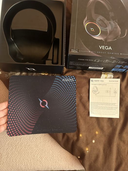 Vand casti cu fir gaming rgb aqyris vega aproape noi