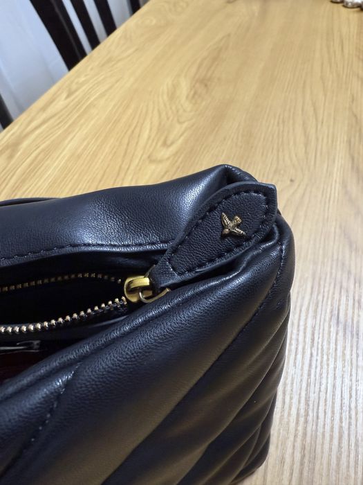 Чанта Pinko Love Puff Bag