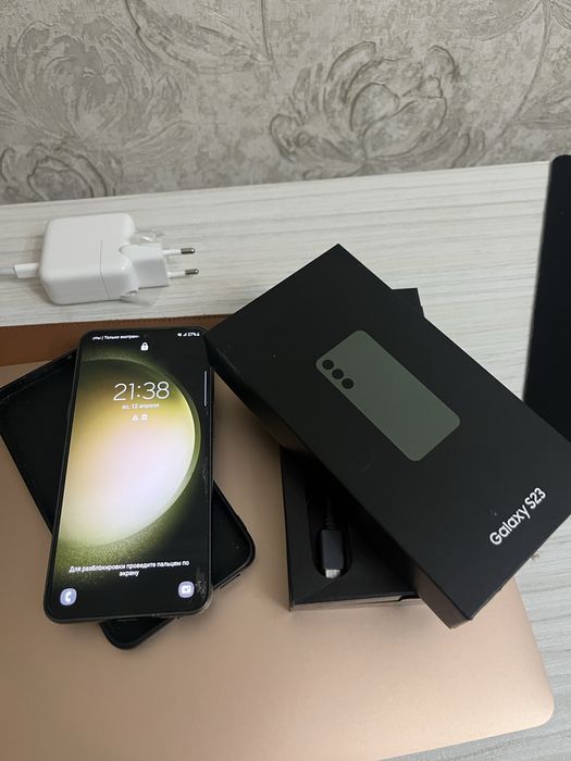 Срочно продам samsung s23