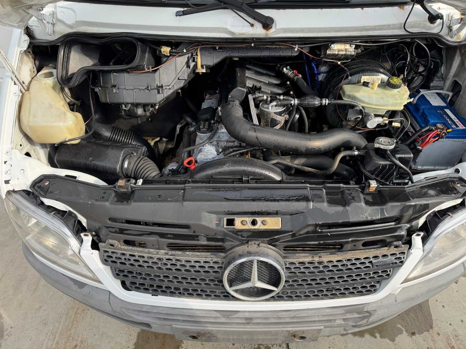 Dezmembrez Mercedes Sprinter 311, 313, W903 2.2 CDI OM611