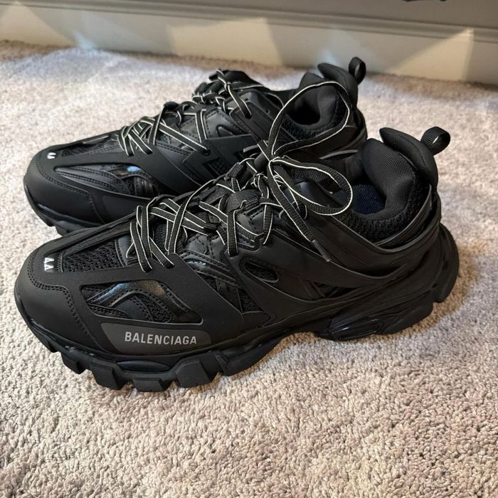 balenciaga track black cu led si fara