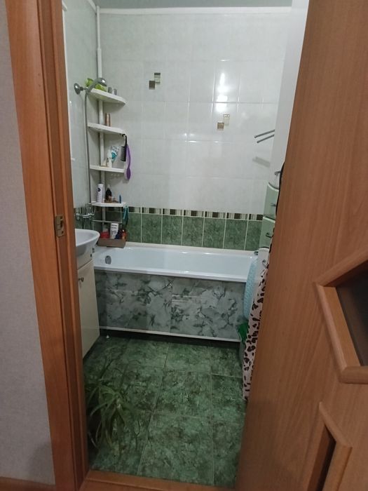 Продается 1 ком кв Валиханова 160