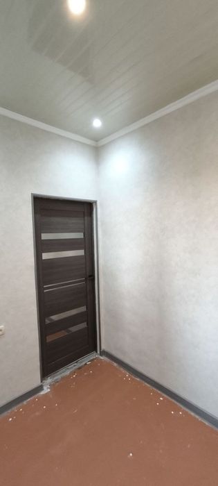 Продаю квартиру Яшнабадский р-он Авиасозлар-2. 1-ком в 2-х. 4-этаж 4-э