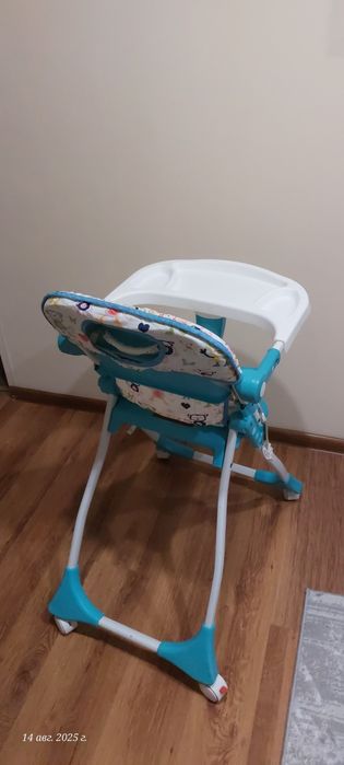 Продам детский стол для кормления