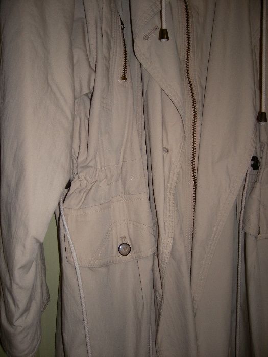 Тренч,интересен спортен модел