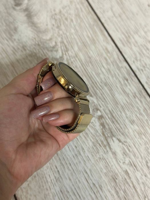 Продам смарт часы HUAWEI WATCH GT 4