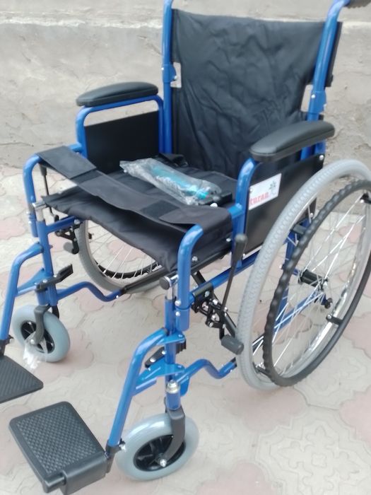 Инвалидной коляска  продаётся почти новый