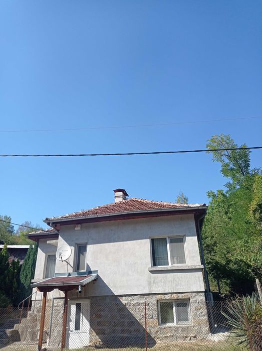 Реновирана Къща, Без Комисионна
Реновирана Къща, Без Комисионна