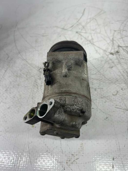 Compresor ac DACIA RENAULT 1.2 16V cod piesa 926006775r