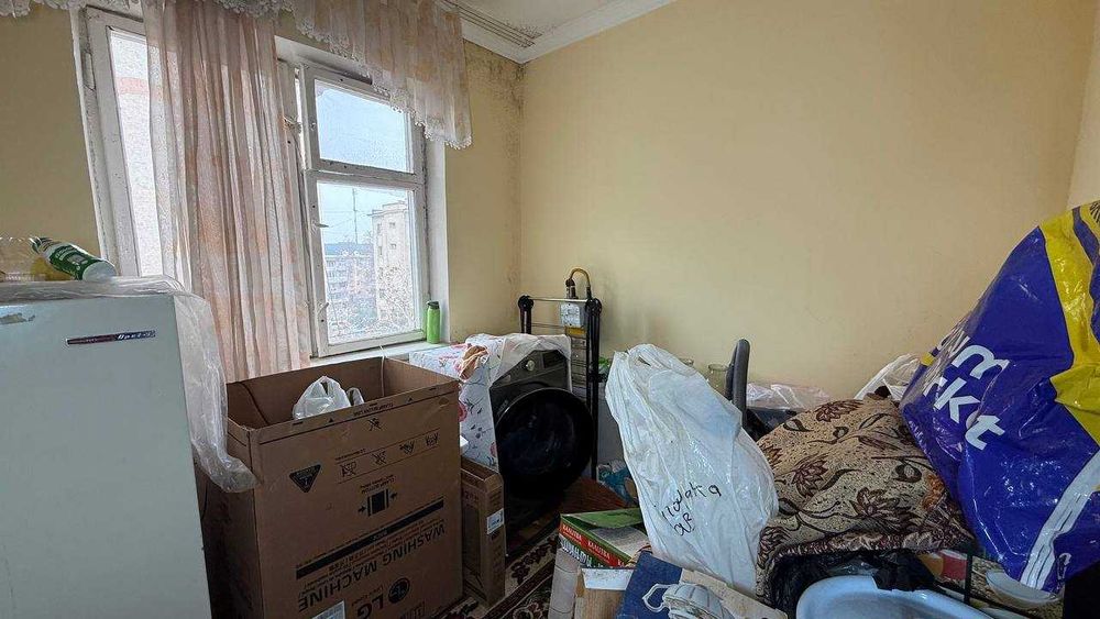 Заканал 27-мактаб 4 қаватда 2 хонали квартира сотилади. ID: 1697