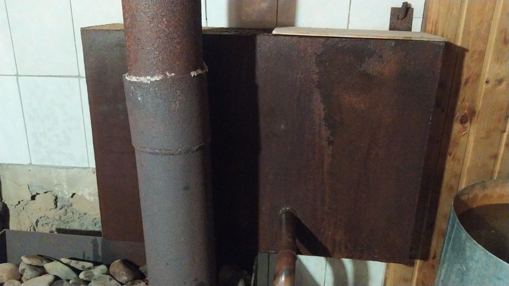 Продам металлическую ёмкость бак