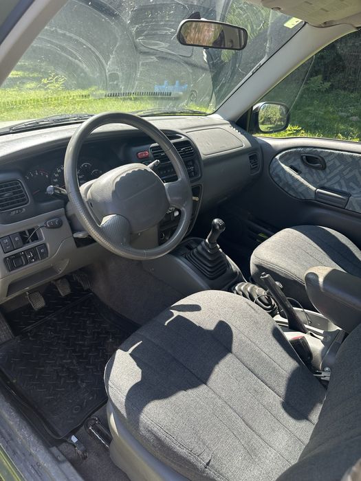 Vând Grand Vitara 2.0 Litri Benzină, 2001