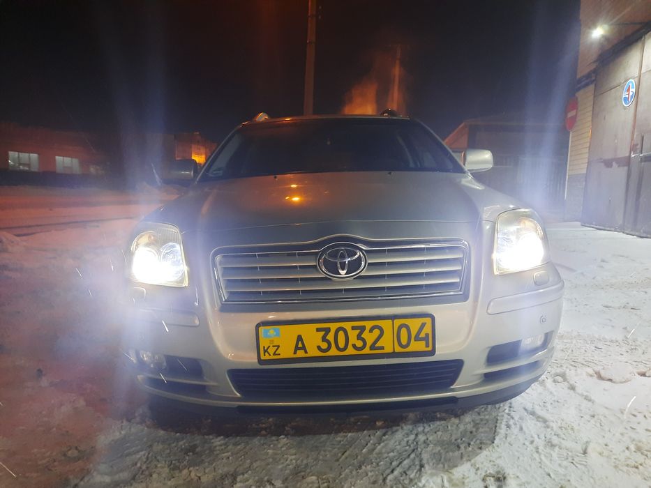 Продам Toyota avensis