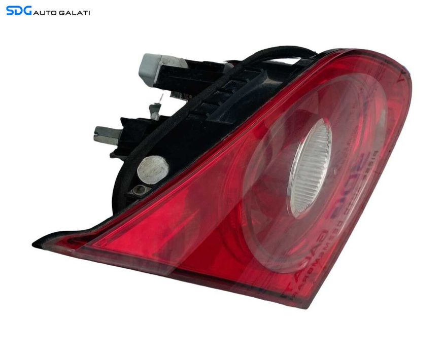 Stop Lampa Tripla Stanga de pe Haion Capota Portbagaj Volkswagen Passat CC 2008 - 2012 Cod 3C8945093E [LR6377]