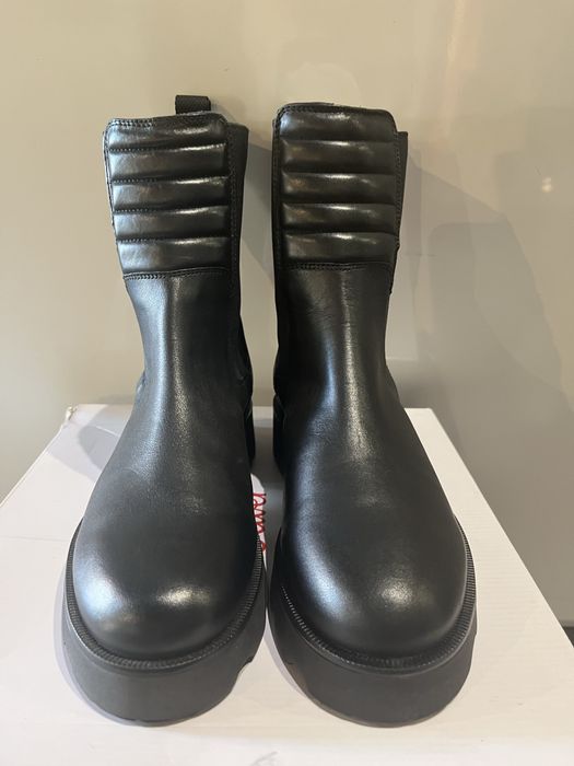 Дамски боти S Oliver номер 39