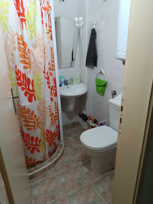 Дава се под наем Тристаен апартамент в Плевен, м-т Мъртва долина - 70 кв.м за 153 € - Снимка #6