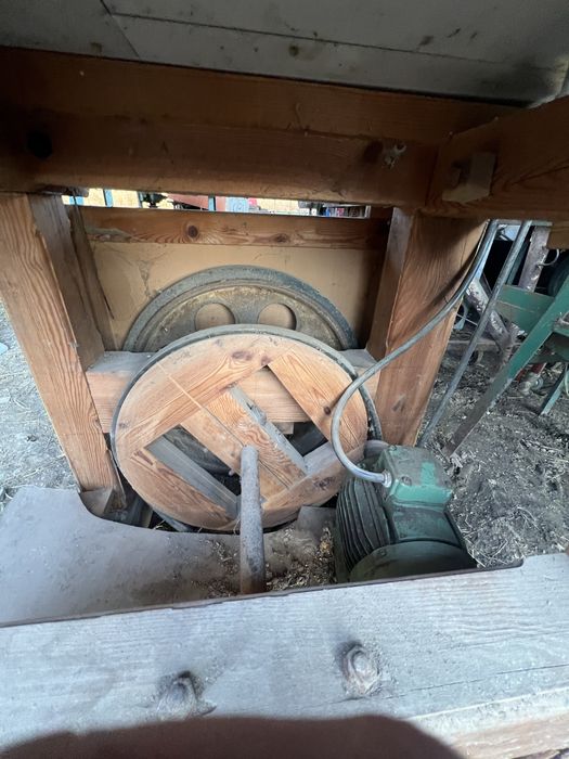 Circular bazic vertical