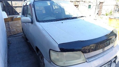Продам Ниссан куб на разбор
