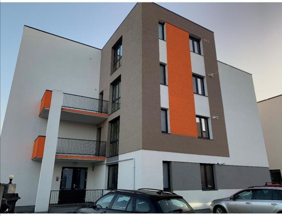 Inchiriez apartament Selimbar