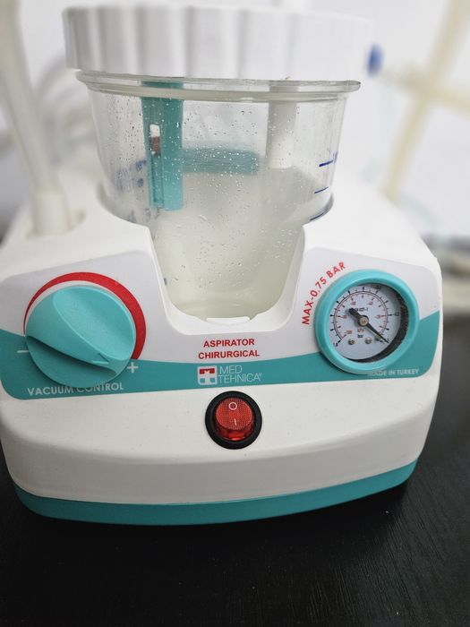 Aspirator chirurgical/secreții