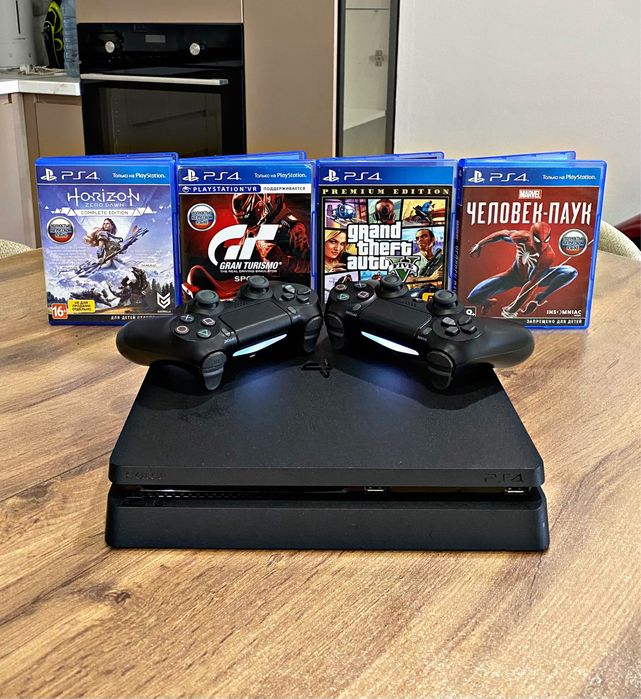 PlayStation 4 Slim 1ТВ +4 диск