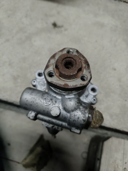Насос ГУРа VAG, Passat , Golf , Audi
