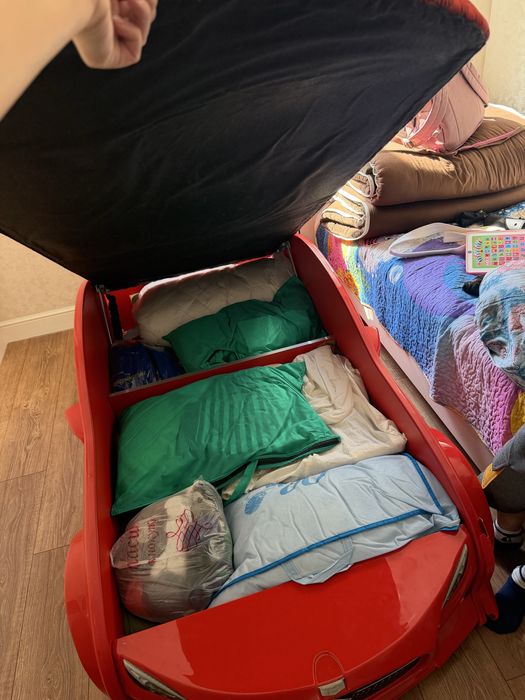 Кровать машинка с ящиками