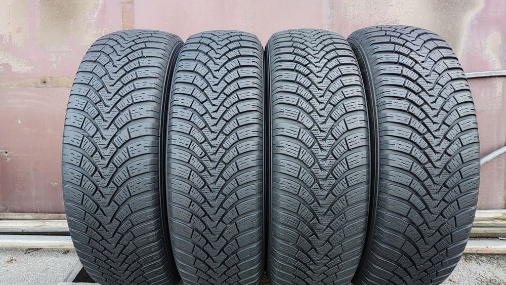 4бр. зимни гуми 195/65/15 Falken Euro winter 
dot21
7+mm
Много добро с